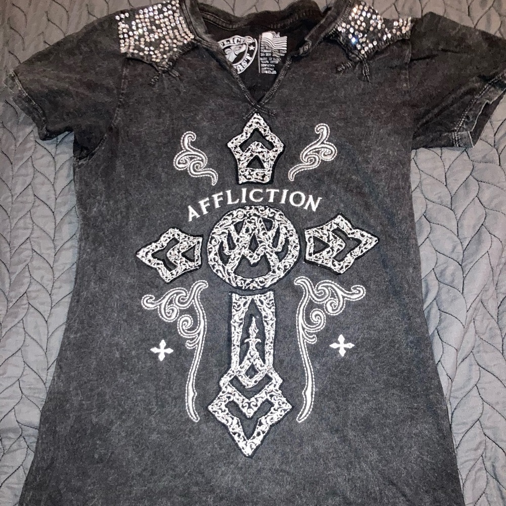 Affliction tee!